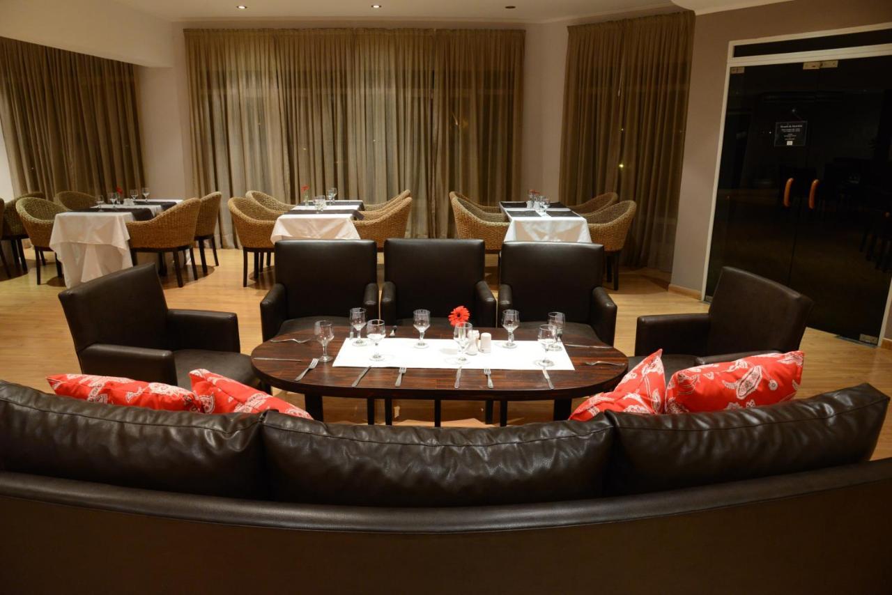 Catange Hotel Charata Екстер'єр фото