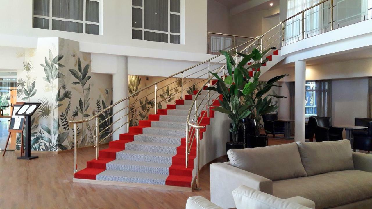 Catange Hotel Charata Екстер'єр фото